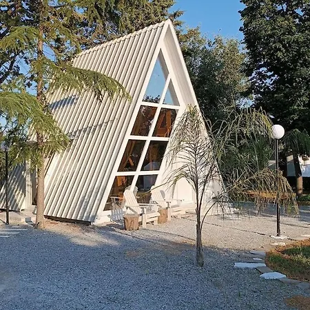 White Diamond In Chalkidiki Alpesi faház *